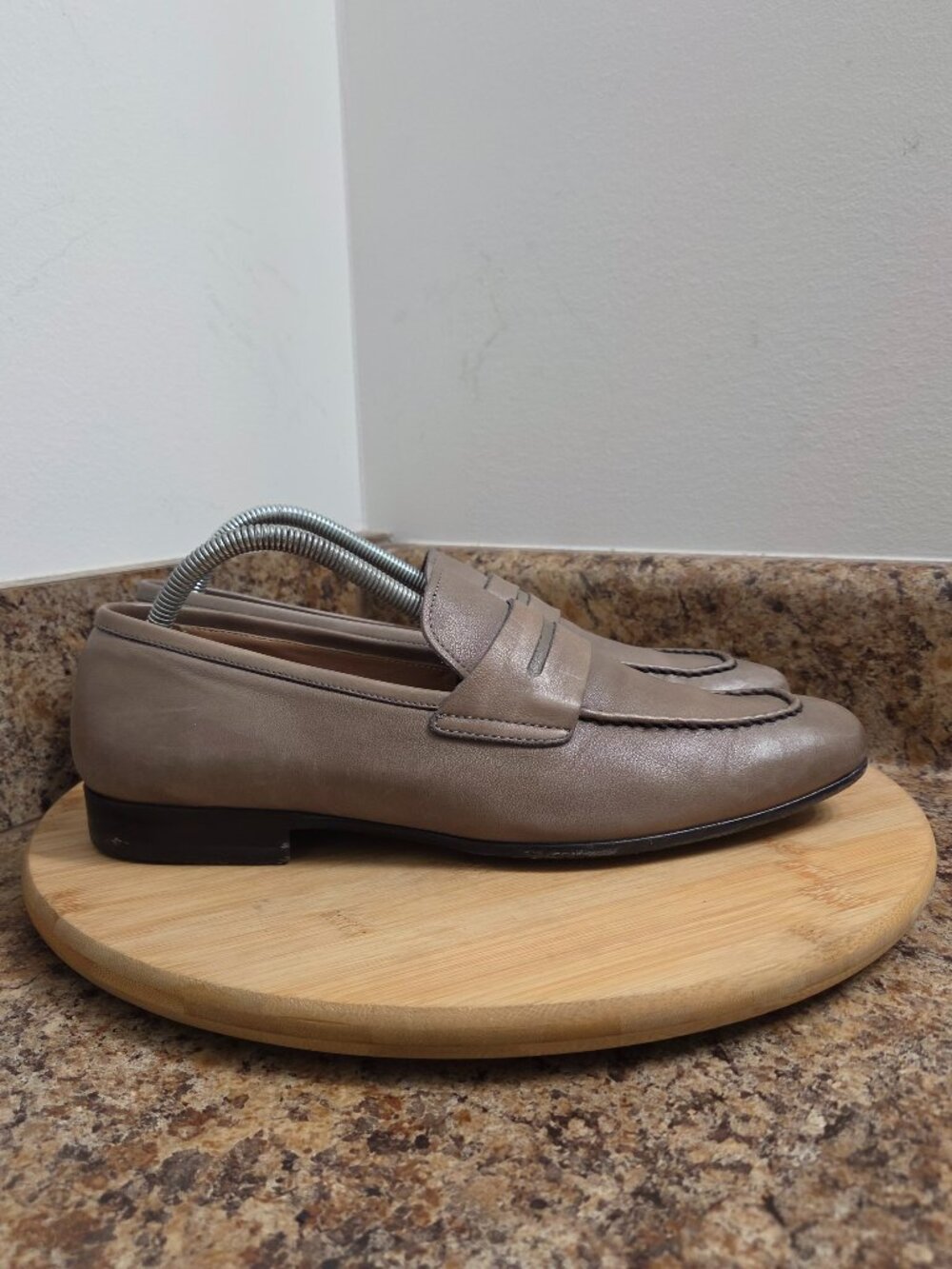 Salvatore Ferragamo Mens Gray Leather Loafers Size 8.5 Wide